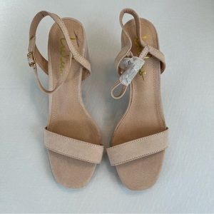 Lulu's Nude Suede Strappy Block Heels Size 7